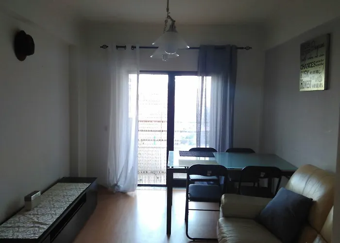 Lisbon South Bay Rooms